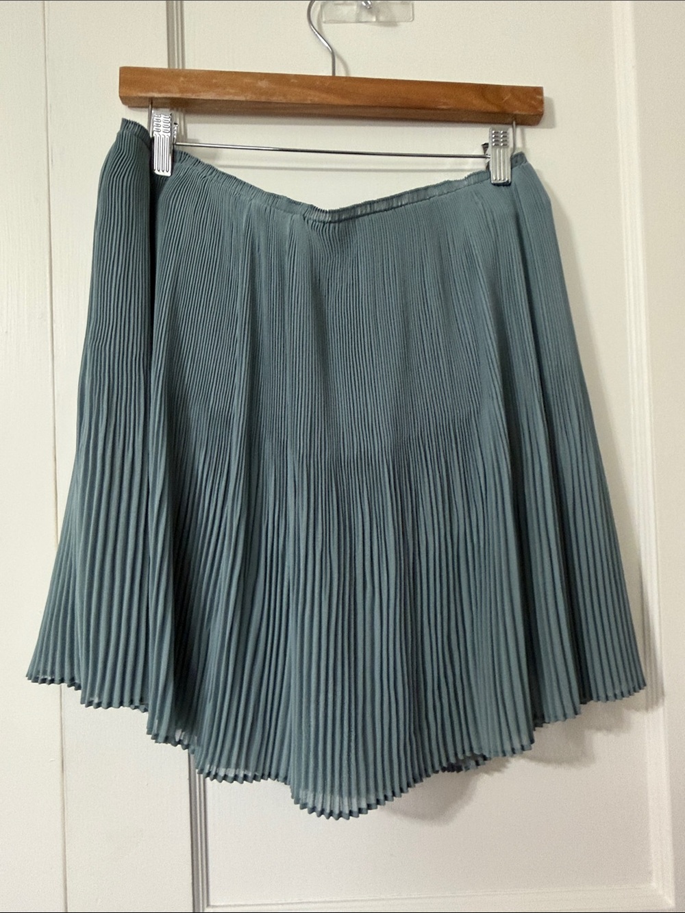 H&M Dusty Blue Pleated Circle Skirt - Picture 7 of 7